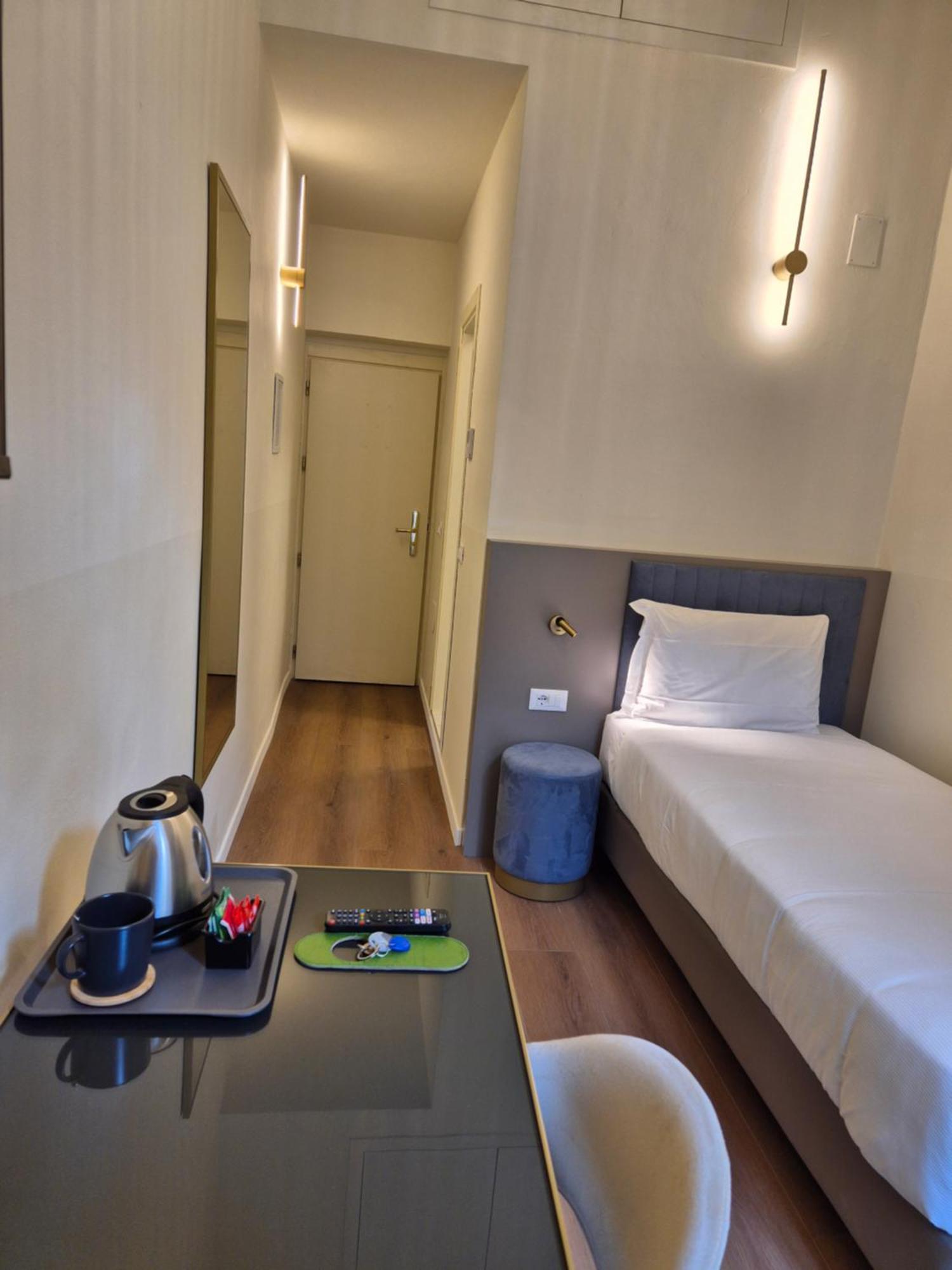 Hotel Duca D'Aosta Florenz Exterior foto